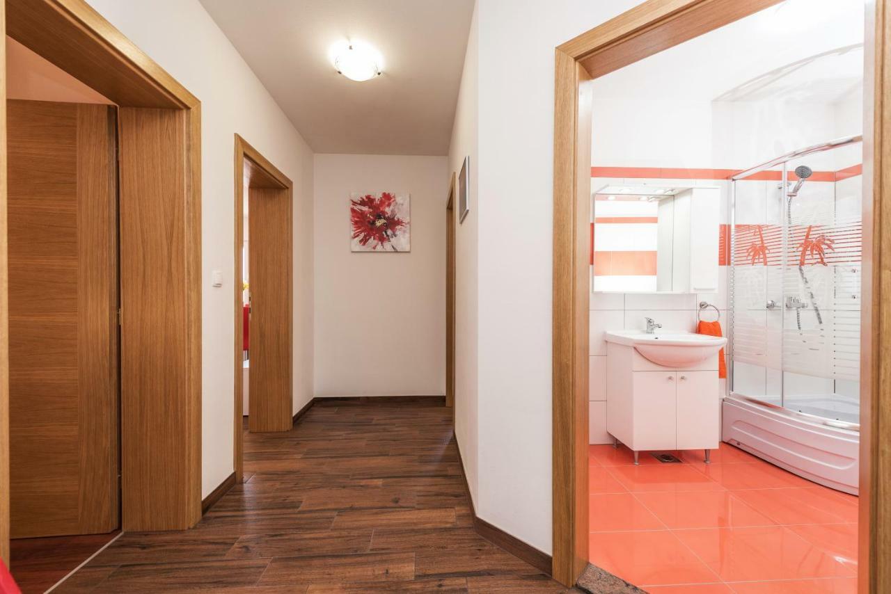 Apartman Micko Привлака Экстерьер фото